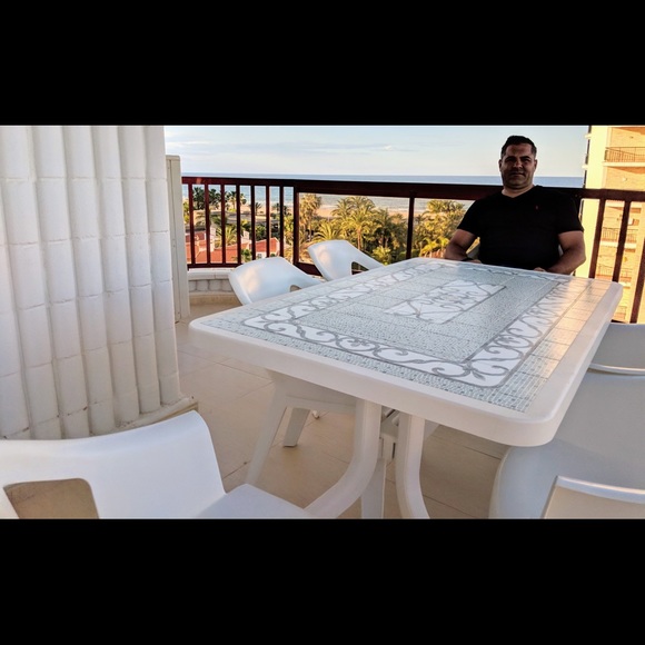 Profile Picture of Jose Cano (@jcano1) on Poshmark