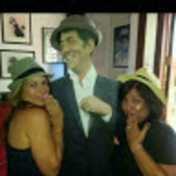 Profile Picture of Rosa Richardson (@rosa_richardson) on Poshmark