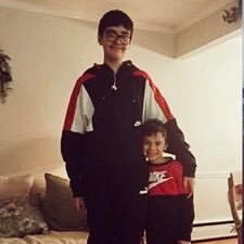 Profile Picture of Leo (@LeoRawle) on Twitter