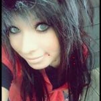 Profile Picture of Jane Roach (@nupeboti) on Twitter