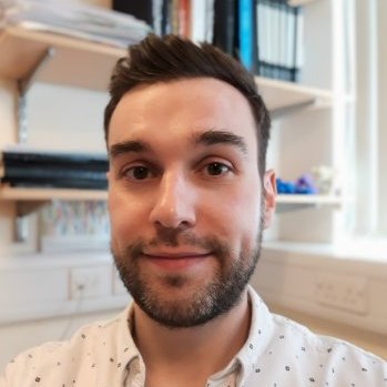 Profile Picture of Tim Blower (@BlowerLab) on Twitter