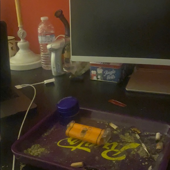 Profile Picture of Nathaniel Morales (@nathanielmor521) on Poshmark