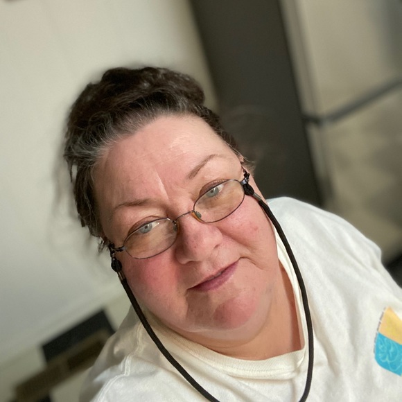 Thrifty Thrifter - Poshmark Profile Picture of Thrifty Thrifter (@wilmahays) on Poshmark