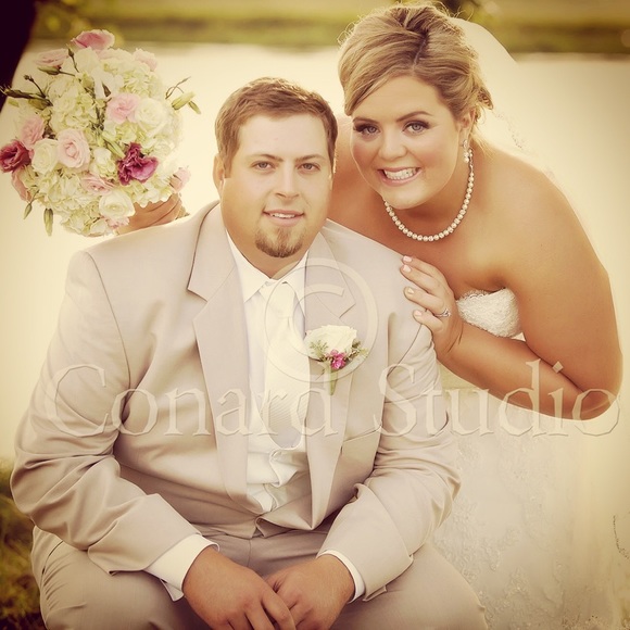 Profile Picture of Katelyn Pope (@katelynpope) on Poshmark