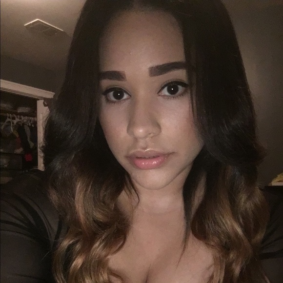 Yajaira Reyes - Poshmark Profile Picture of Yajaira Reyes (@yreyes02) on Poshmark