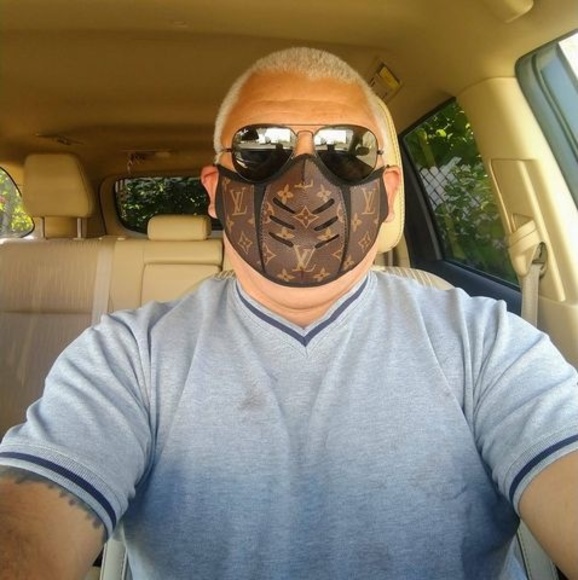 Tony Bracamonte - Poshmark Profile Picture of Tony Bracamonte (@tony_bracamonte) on Poshmark