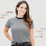 Profile Picture of Lauren Hardy (@thismomflips) on Instagram