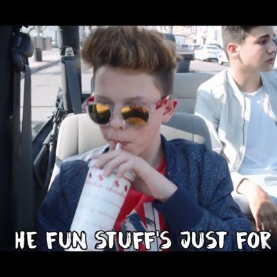Profile Picture of Riley Mckenna Olson (@rileyolson18) on Twitter