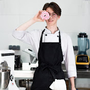 Profile Picture of Alex Perfect Cakes (@alexperfectcakes7273) on Youtube