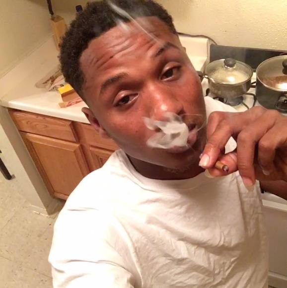 Profile Picture of Darrell Moncrieffe (@d_moncrieffe) on Poshmark