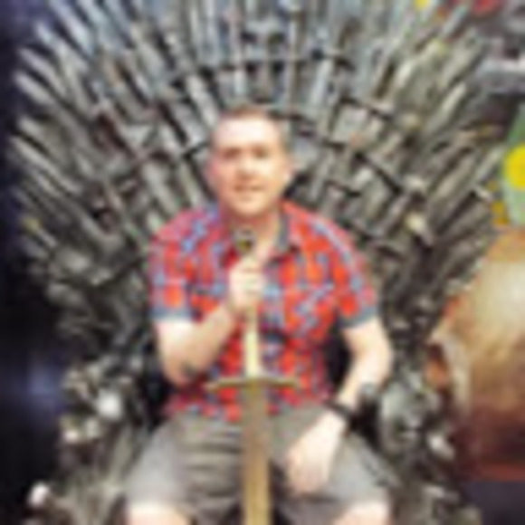 Profile Picture of David Redfern (@davidredfern) on Poshmark