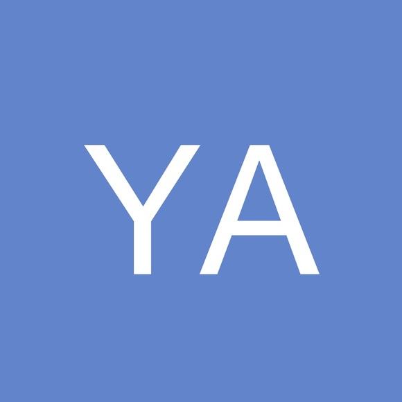 Profile Picture of Yolanda Alvarado (@alvaradoiy75) on Poshmark