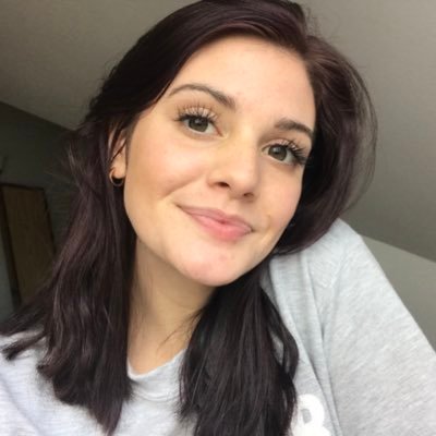 Profile Picture of Elizabeth Moody (@ElizabethMoody_) on Twitter