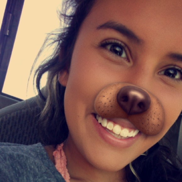 Profile Picture of Katelyn Blair (@katelynblair97) on Poshmark