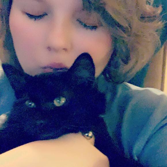 Katelynne Kerr - Poshmark Profile Picture of Katelynne Kerr (@katienkerr98) on Poshmark