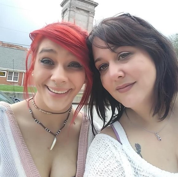 Profile Picture of Jeni Clark (@tigr477) on Poshmark