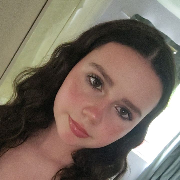 Profile Picture of Loretta (@thelorettalee10) on Tiktok