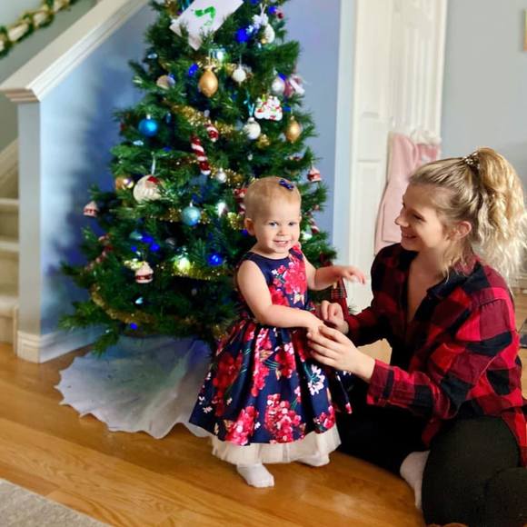 Profile Picture of Kelsey Antoniuk (@kelseyantoniuk) on Poshmark