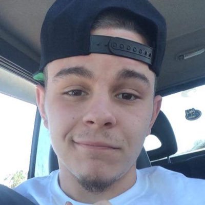 Profile Picture of Shaun Pemberton (@SkinnyEricP5) on Twitter