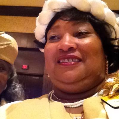 Profile Picture of Sharon Mosley (@SharonMrsm1644) on Twitter