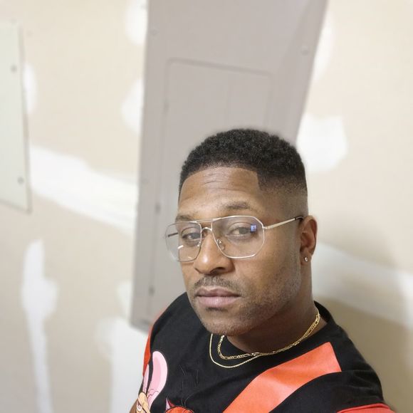 Profile Picture of Charles Nichols (@godson64) on Poshmark
