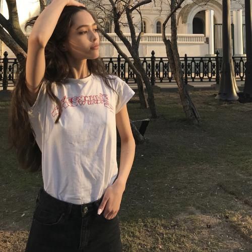 Profile Picture of Edward Hoovera (@1bs2gl2eio8) on Tiktok