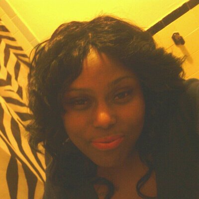 Profile Picture of Shannon Schell (@campo_mrs) on Twitter