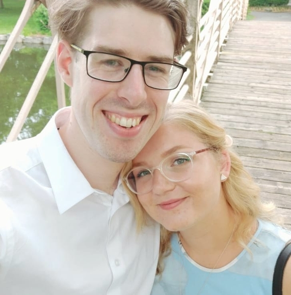 Profile Picture of Kate Harrison (@kateharrison418) on Poshmark