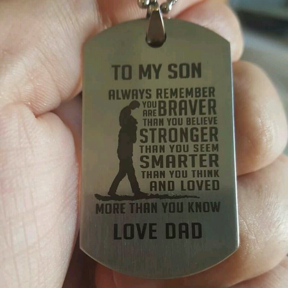 Profile Picture of Chris Singletary (@woogdad) on Poshmark