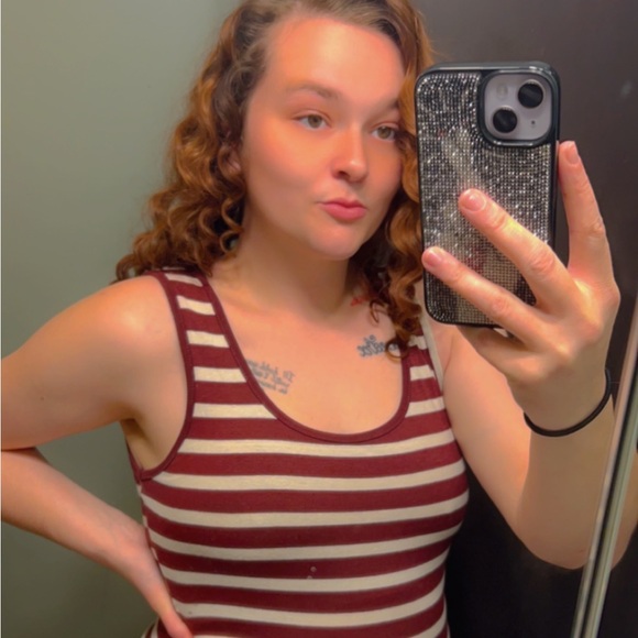 Profile Picture of Erica Craver (@ebktwotimes) on Poshmark