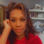 Profile Picture of Shanel Andrews (@thelovelyshanel) on Instagram