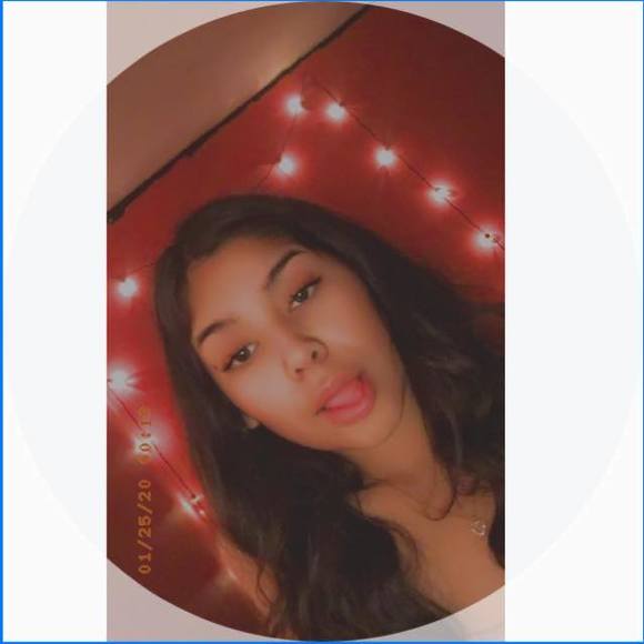 Profile Picture of Alexia Castaneda (@alexiacastan770) on Poshmark