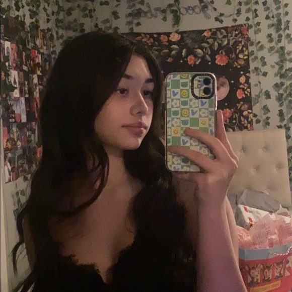 Profile Picture of Mya Stansell (@myastansell) on Poshmark