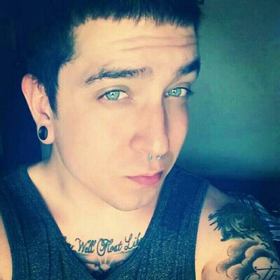 Profile Picture of Zachary Edgington (@plaugues666) on Twitter