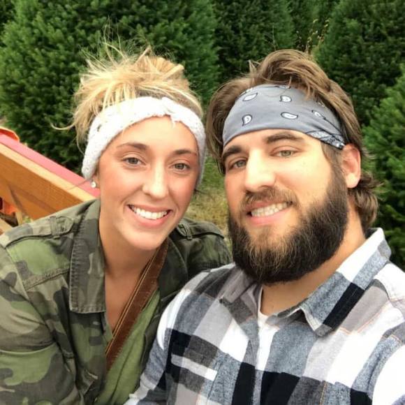 Profile Picture of Amanda Heyer (@amandaheyer) on Poshmark