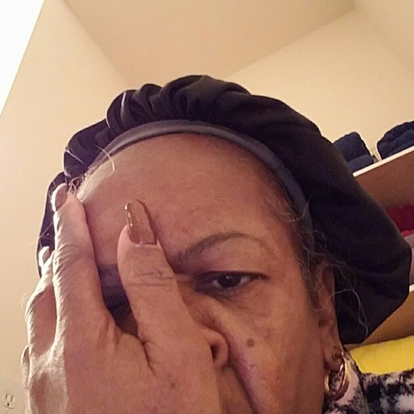 Profile Picture of Ada Weldon (@puntymanson) on Poshmark