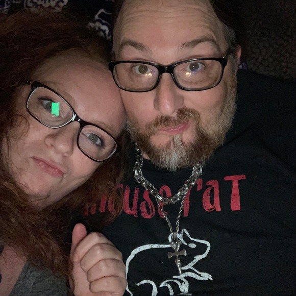 Arinn Lotter - Poshmark Profile Picture of Arinn Lotter (@arinnlotter) on Poshmark