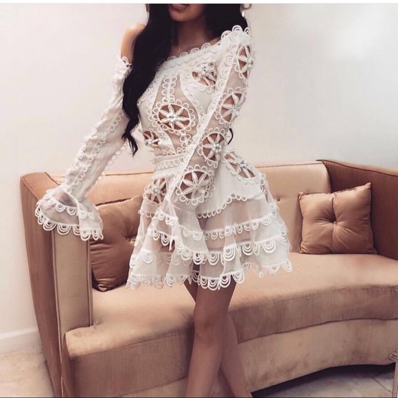 Profile Picture of Claudia Rufino (@claudiarufino07) on Poshmark