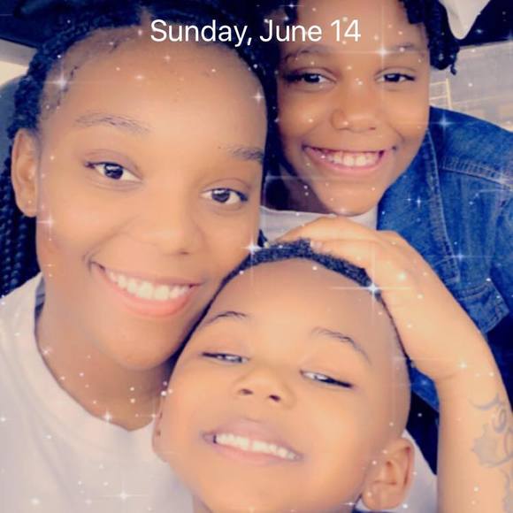 Profile Picture of Chanda Wilson (@lajune_94) on Poshmark