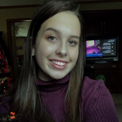 Profile Picture of Amanda Lucci (@amandalucci3) on Twitter