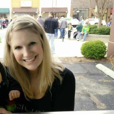 Profile Picture of Amanda Kiefer (@amandaekiefer) on Twitter