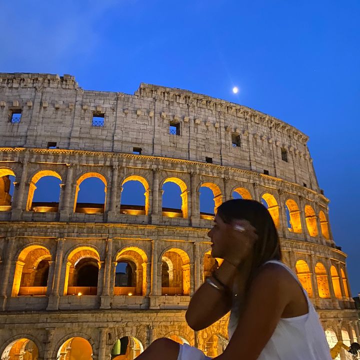 Profile Picture of vicc (@_vickyvizcarra) on Tiktok