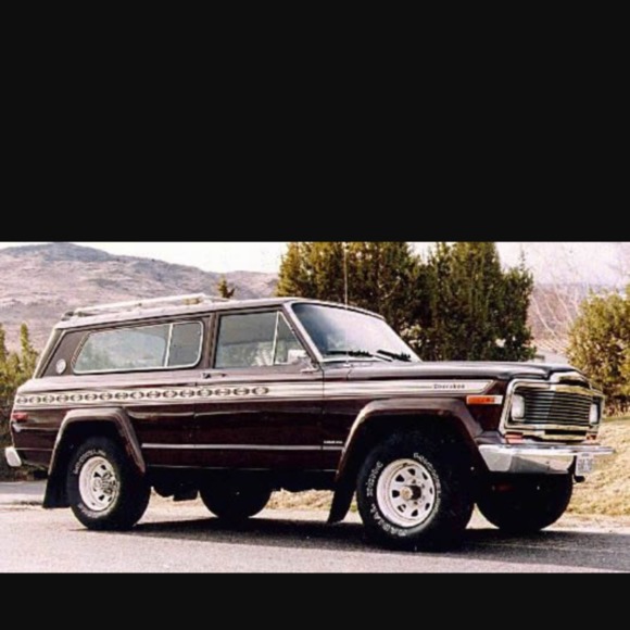 Profile Picture of Jason Knouse (@jlknouse44) on Poshmark