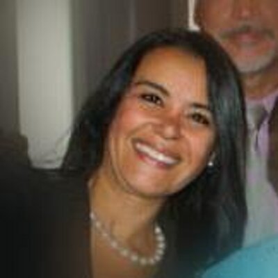 Profile Picture of Nerina Field (@nicnacmaniac) on Twitter