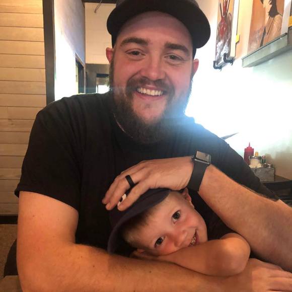 Profile Picture of Evan Thomas (@empirered) on Poshmark