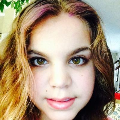 Profile Picture of Yvette Ledesma (@tomboy4ife123) on Twitter