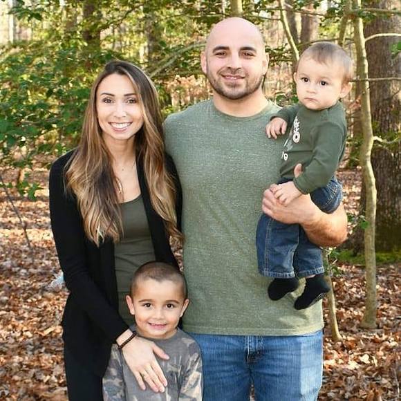 Profile Picture of Ashlynn Antonioli (@ashlynn219) on Poshmark