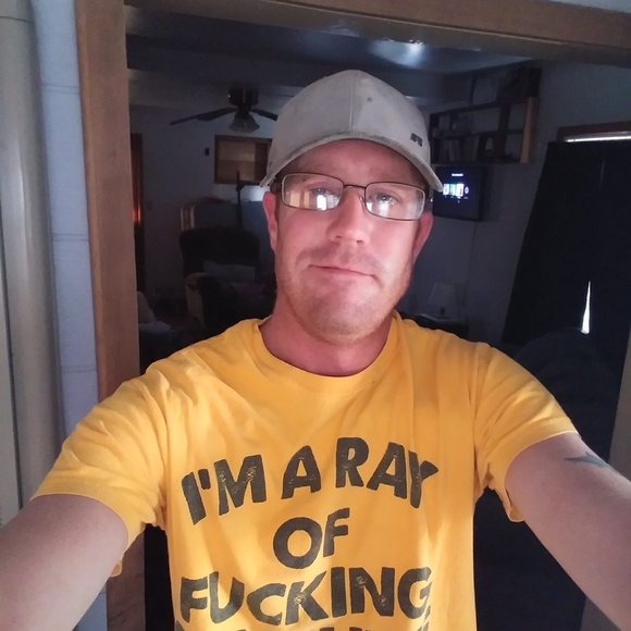 Profile Picture of Cody Frybarger (@codyfrybarger) on Poshmark