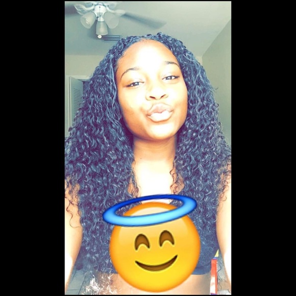 Profile Picture of Shayla Nealy (@shayla2876) on Poshmark