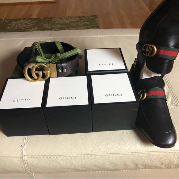 Profile Picture of Michael Balogh (@ayoaix) on Poshmark